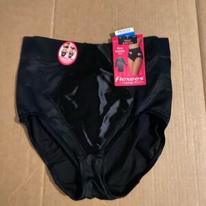 NWT Tummy control underwear
